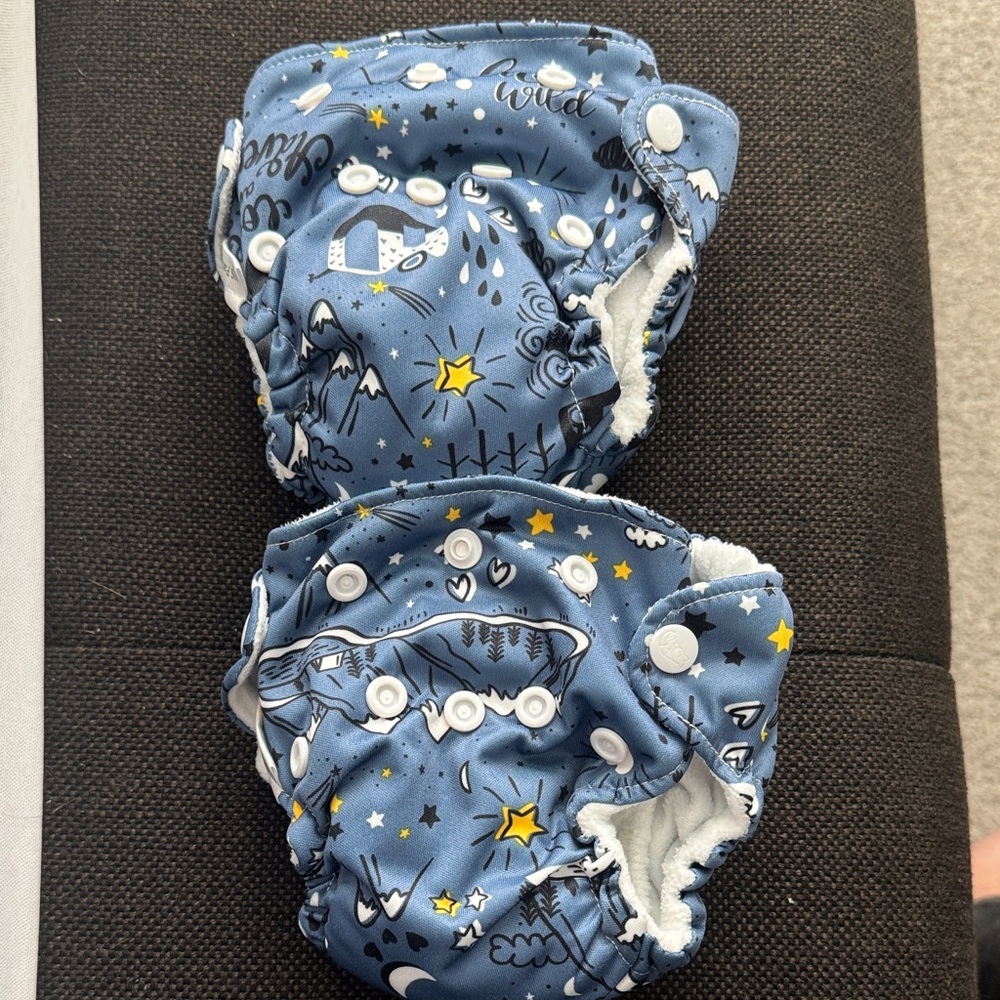 Newborn cloth diapers